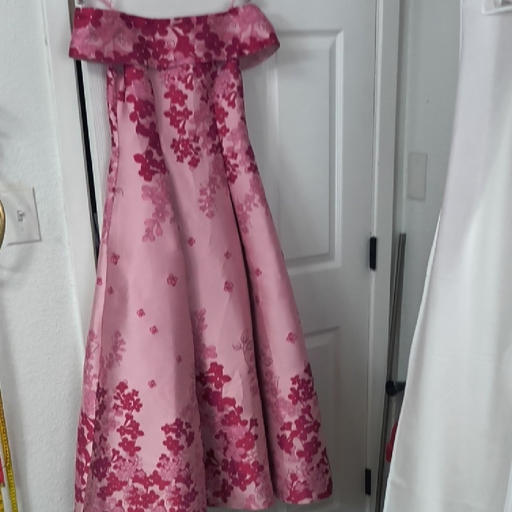 Adrianna Papell Pink Satin Dress